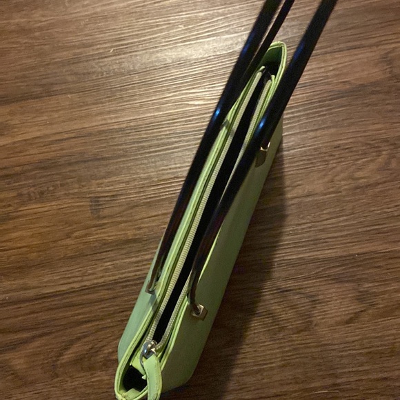 cute green purse with silver detail and black straps - Picture 3 of 3